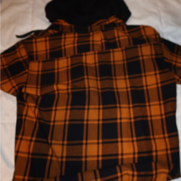 Checkered brown hoodie flannel - Picture 7 of 7